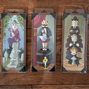 Hot Topic Disney Haunted Mansion Portraits Canvas Prints